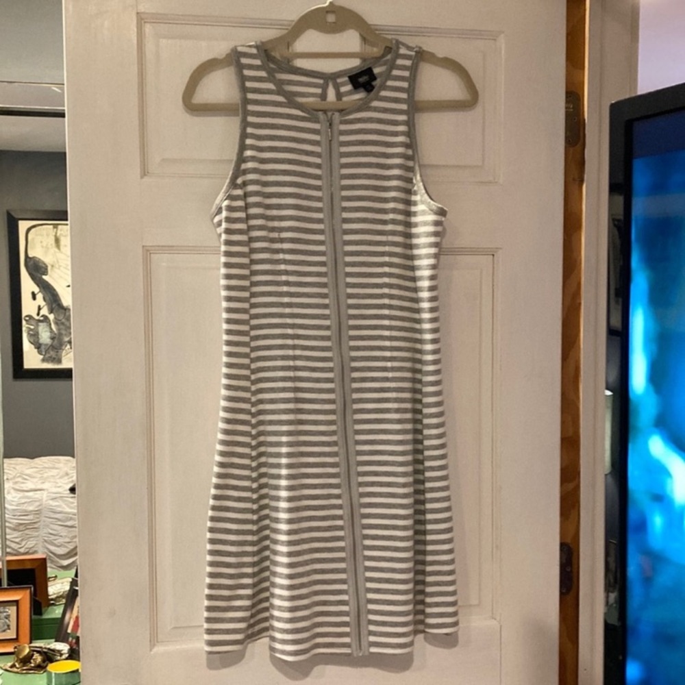 Mossimo Supply Co. Gray Striped Midi Dress